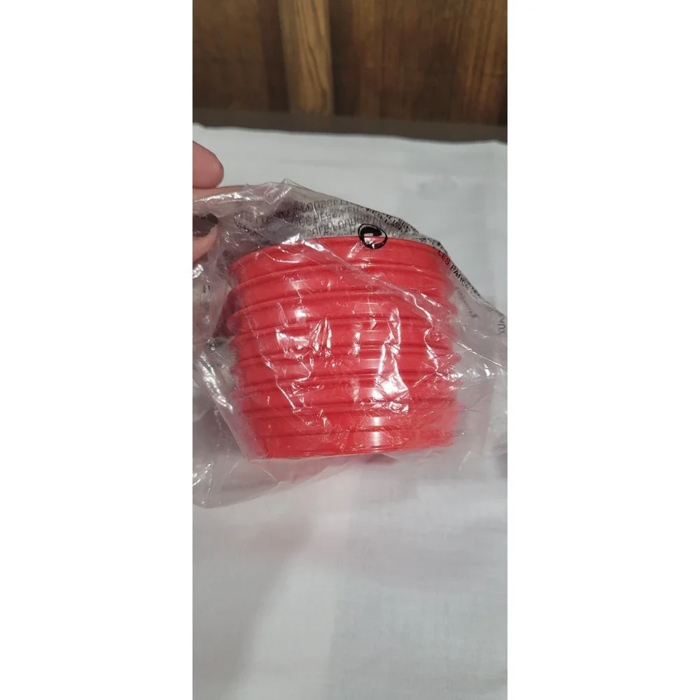 Pampered Chef 7 Pcs Red Christmas Cookie Cutter Set 1599 NEW